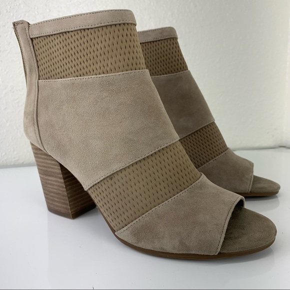 Reba Ankle Boots Taupe Suede leather Peep Toe Heel  Sz 8.5 Western Boho cowgirl - Picture 1 of 12